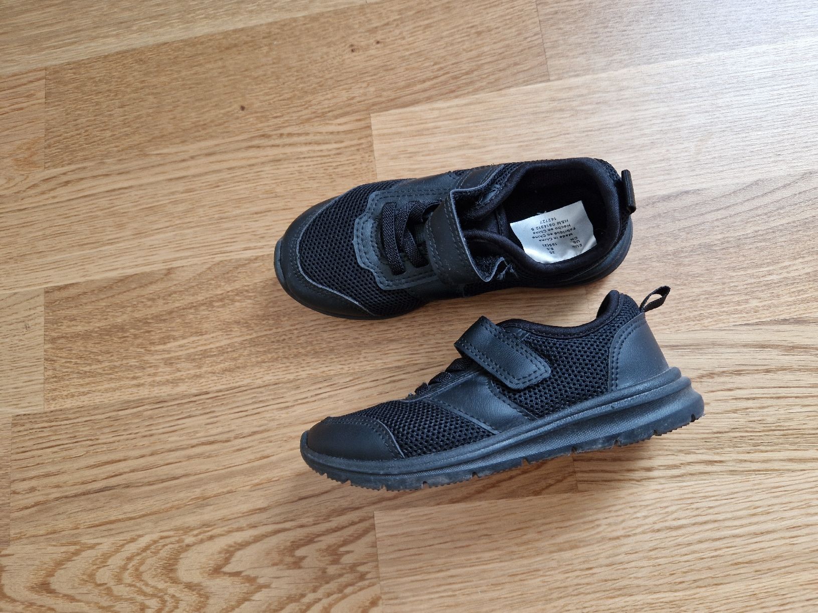 Scarpe per ragazzi: Schuhe Gr 25 – Usato da Zürich venduto da mel_mzx6