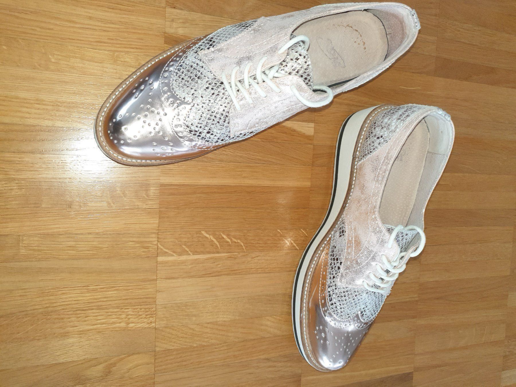 Scarpe da donna: Damen Schuhe – Usato da Jona venduto da Bubi22 1