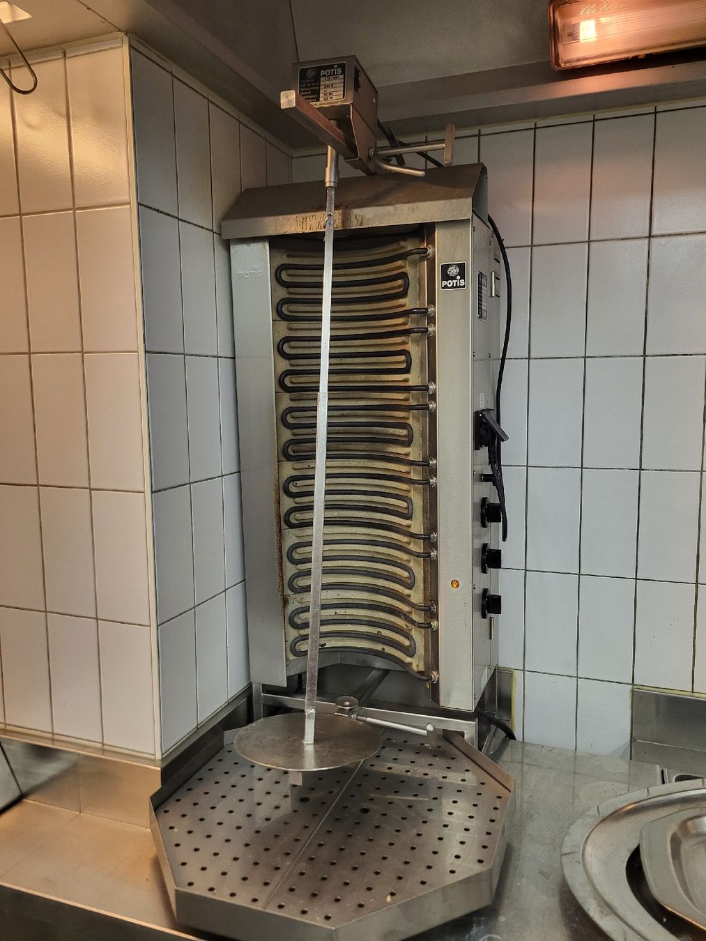 Elettrodomestici da cucina: KEBAB / GYROS Spiess – Usato da Niedergösgen venduto da Lipa1 1