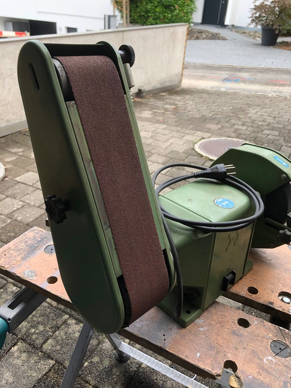Schleifen & Polieren: Schleifmaschine – Gebraucht aus Horgen von