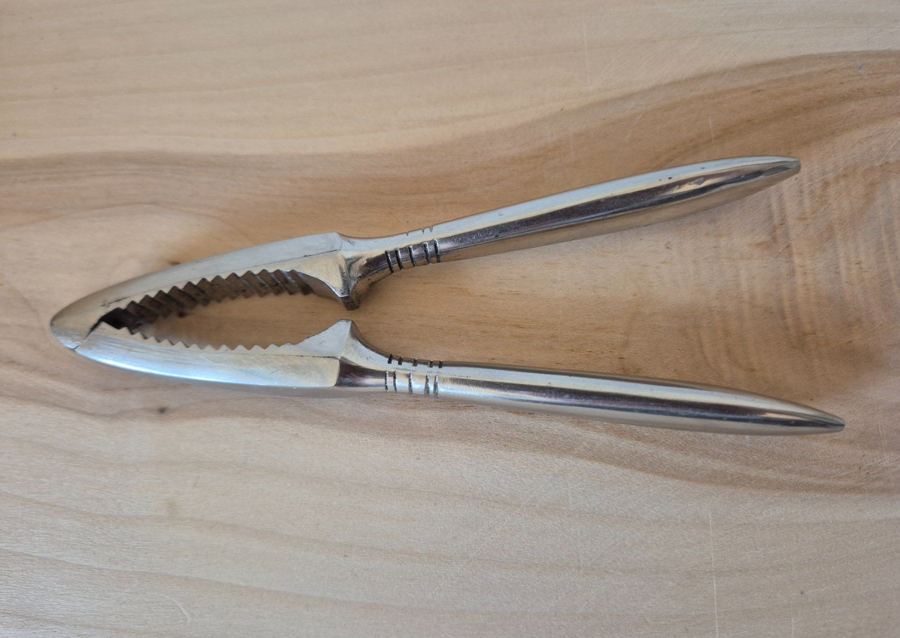 Elettrodomestici da cucina: Nussknacker aus Metall – Usato da Bern venduto da aronari 1