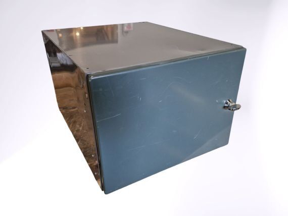 Armoires: Milchkasten einzeln – D'occasion à Glattbrugg par BauTeile 1