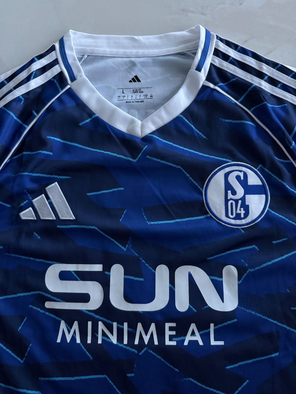 Canottiere & Pantaloni: Schalke 04 Trikot, Dzeko 10 – Nuovo (secondo la descrizione) da Bronschhofen venduto da leo_99hp 2