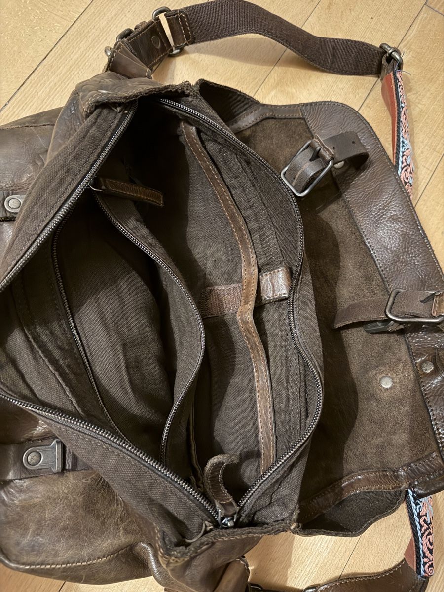 Aunts & Uncles Sacs: Ledertasche – D'occasion à Basel par schaeryo 1
