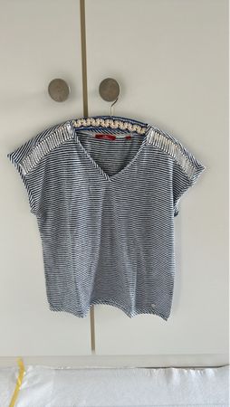 Hübsches T-Shirt von s Oliver Gr.38