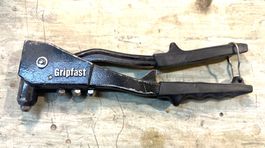 Pince à riveter Gripfast