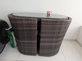 Gebrauchtes Polyrattan-Gartenmöbel-Set (Tisch & Stühle)