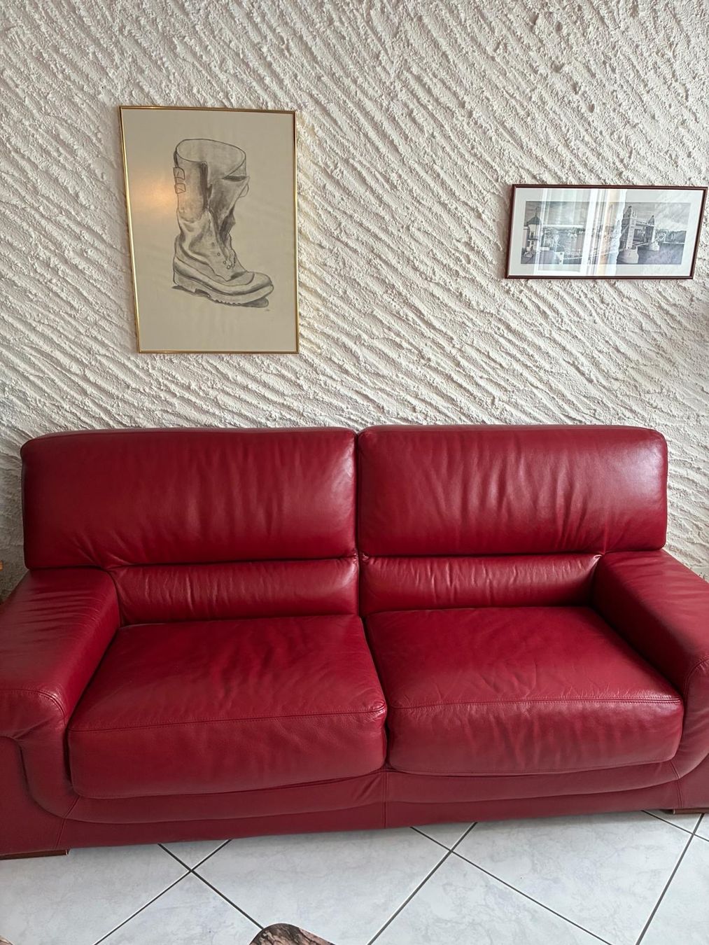 Divani: Canapé en cuir rouge – Usato da Cortaillod venduto da val_r55p 1