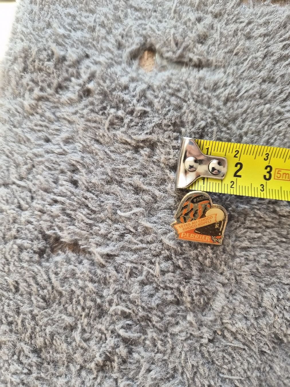 Placchette & Badge: Pin's Perrier, tête au choco – Usato da La Joux FR venduto da car_ck96