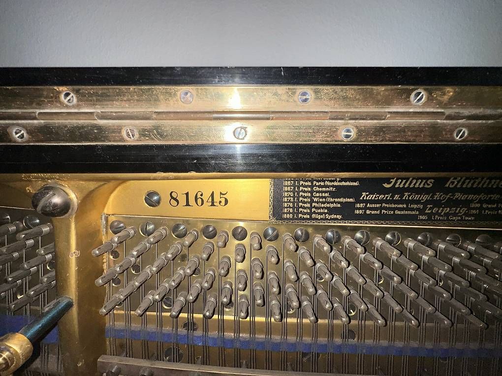 Musikinstrumente: Historisches Blüthner Klavier – Gebraucht aus Luzern von val_zb7t 1