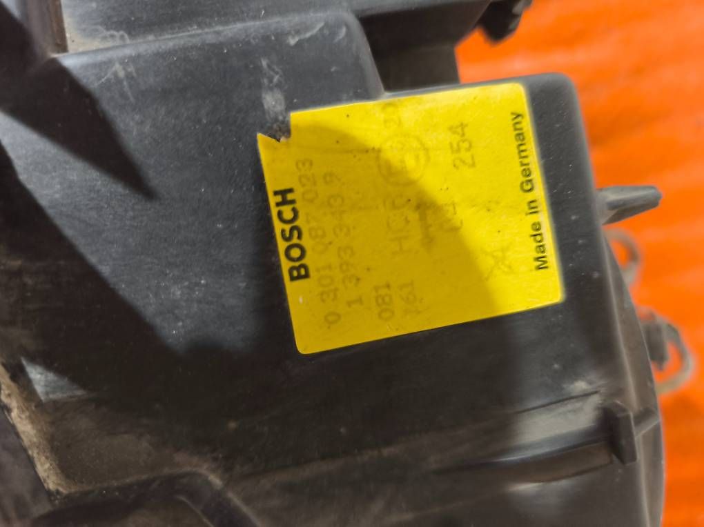 Fari: BMW E36 M3 Gelbe Bosch Scheinwerfer defekt. – Usato da Zihlschlacht venduto da rad_vvm9 1