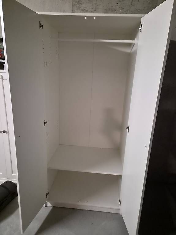 Schränke: IKEA Kleiderschrank KLEPPSTAD – Gebraucht aus Melchnau von Rhabarber_98 1