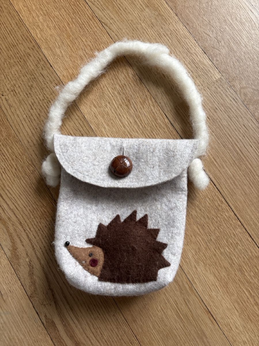 Kindertaschen: Härziges Täschli mit Igel-Motiv, Handarbeit – Gebraucht aus Winterthur von Pulator