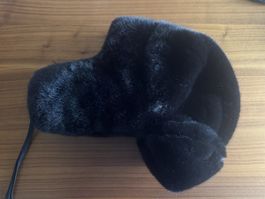 Kangol Faux Fur Trapper Hat black size Small wenig gebraucht