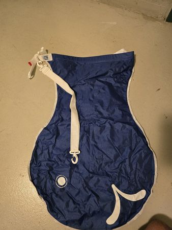 Wasserdichte Schwimmtasche 28 lt. Sehr gute Zustand.