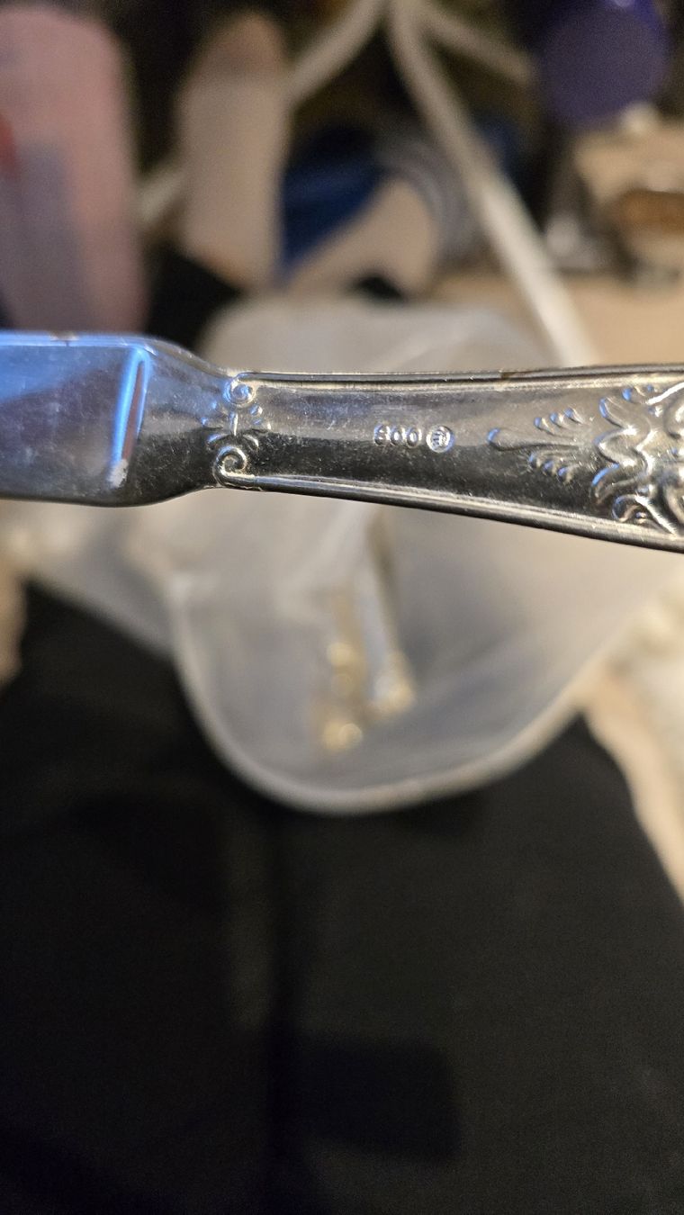 Set di posate: Messer mit der Punze 800 und einer Krone – Usato da Pieterlen venduto da sal_fd6z 2