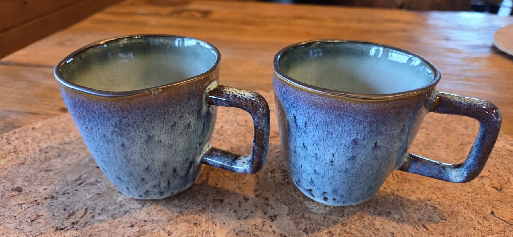 Tassen: 4 wunderschöne, einzigartige Kaffeetassen – Gebraucht aus Grosshöchstetten von Dirue 2
