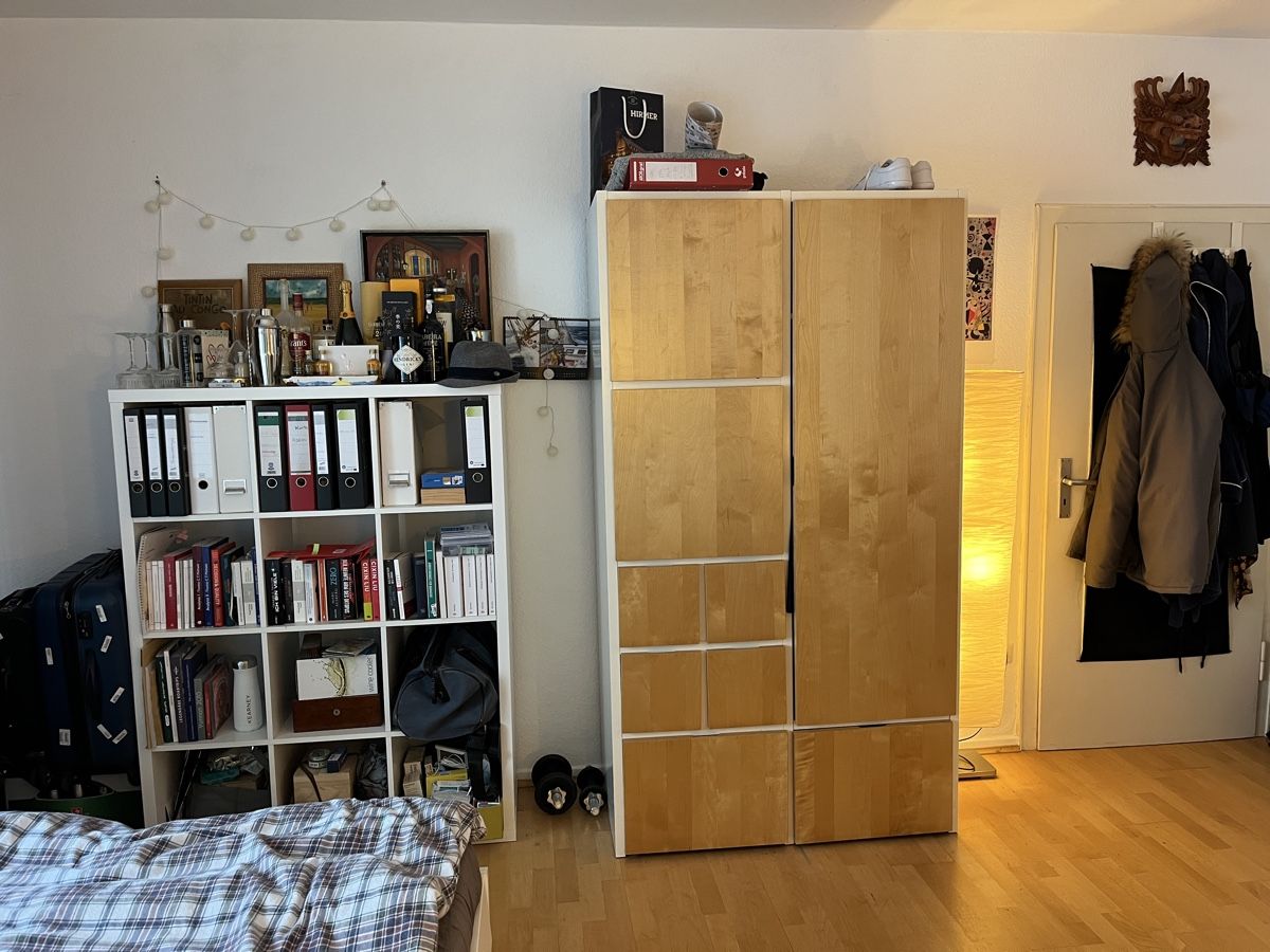 kleiderschrank zu verschenken (gebraucht) in zürich für chf 0.1