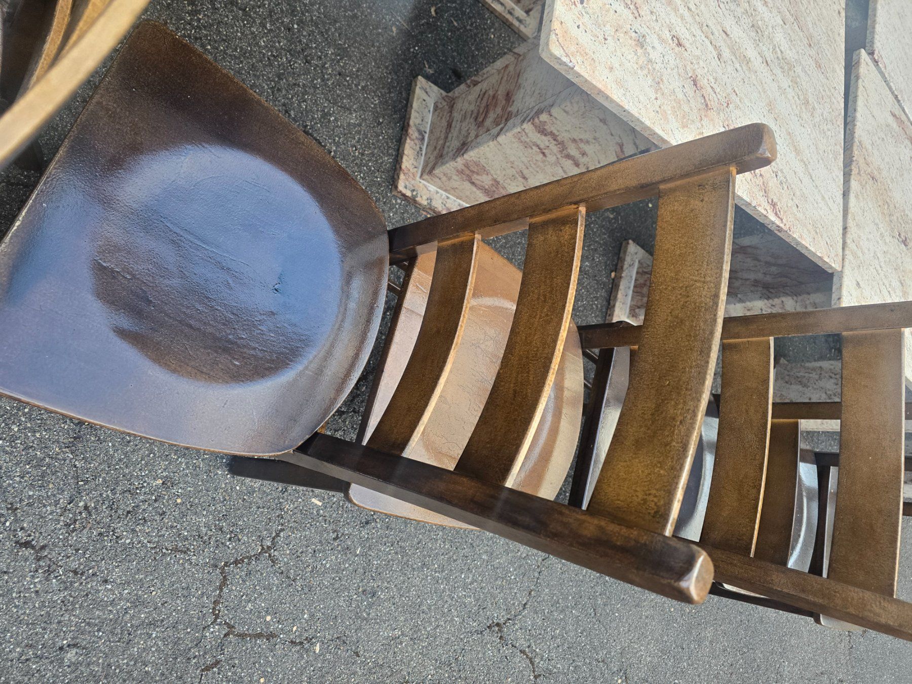 Chaises: Alte Beizen-Stühle, Restaurant-Stühle – D'occasion à Wermatswil par Calibratuning 2