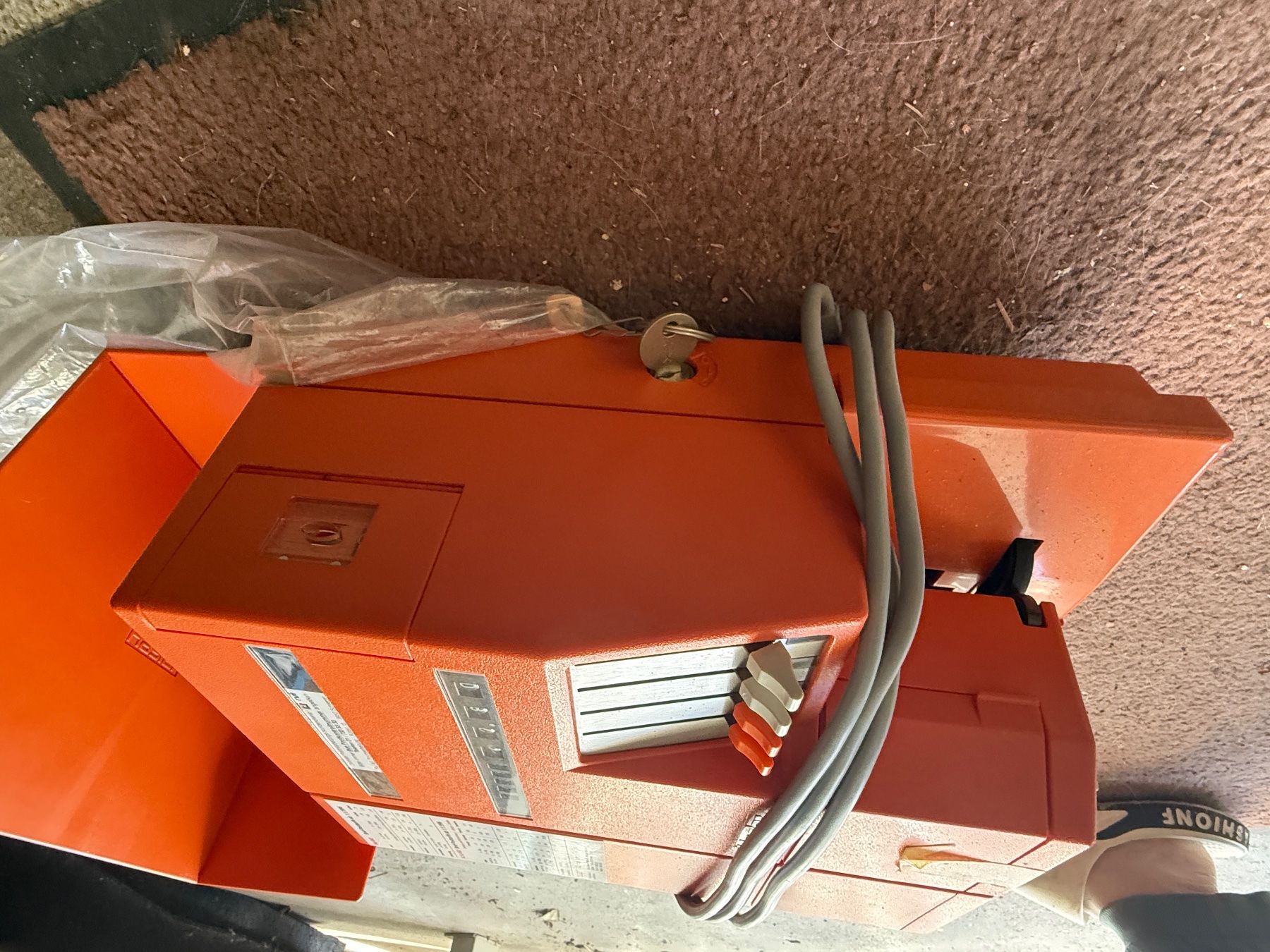 Tutte le macchine: Alte Frankiermaschine aus den 90er – Usato da Fischbach-Göslikon venduto da Joy222 2