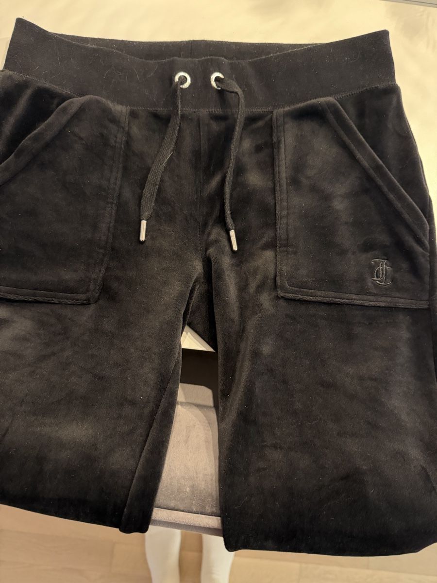 Juicy Couture Hosen: Juicy couture – Gebraucht aus Heerbrugg von l.j.s