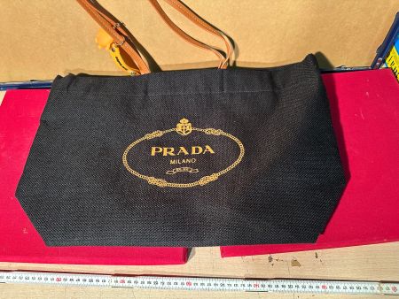 Sac Prada authentique noir - Edition limitée Eté 2024
