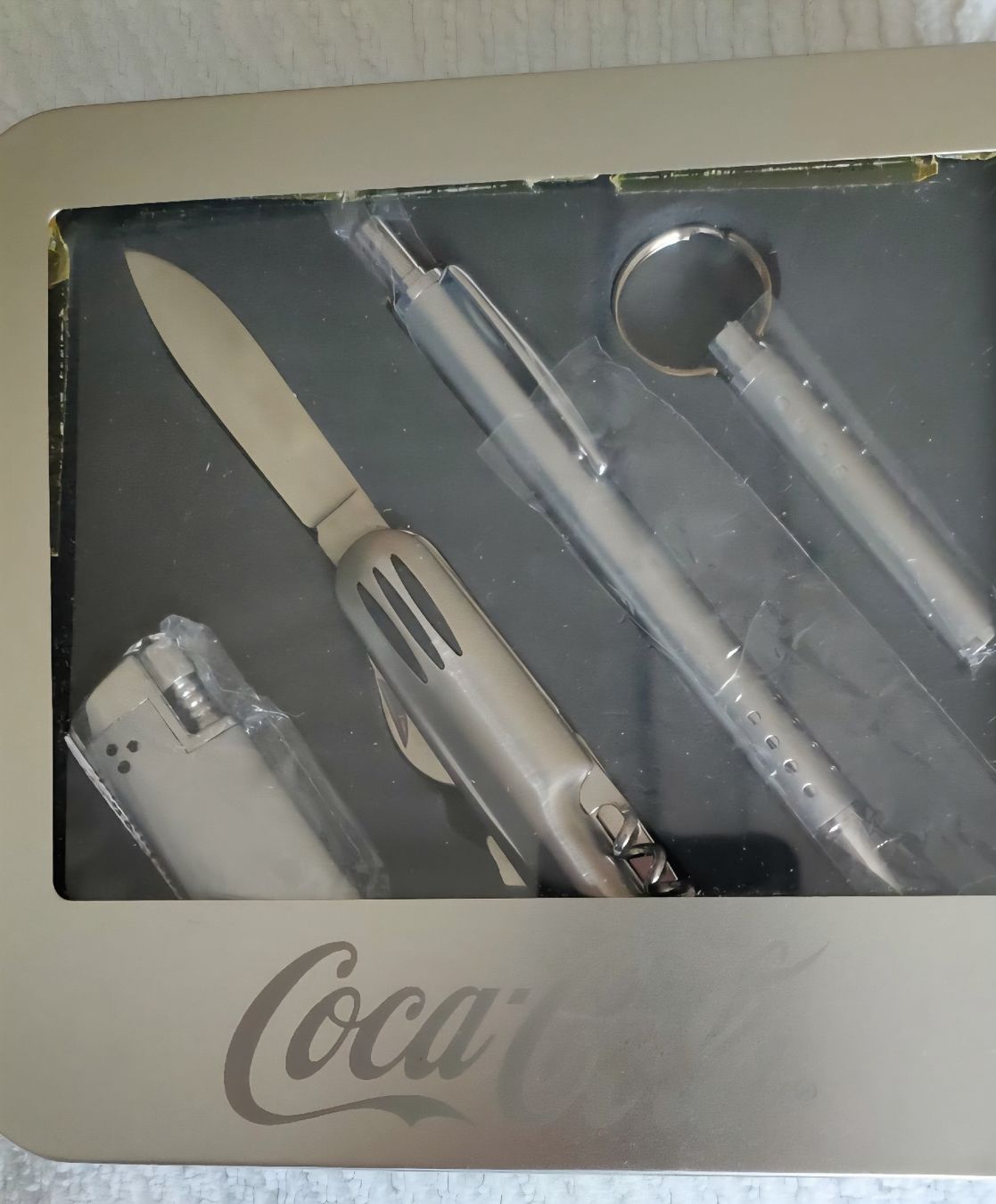 Coltelli tascabile: Coca Cola Set – Usato da Luzern venduto da Luzern_Energy