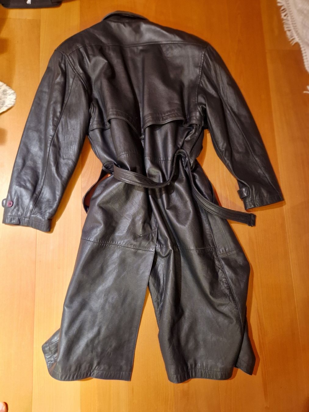 Massimo Dutti Mäntel: Echter Ledermantel gute Qualität von Massimo Dutti – Gebraucht aus Jona von HappyHappyHappyHappy 3