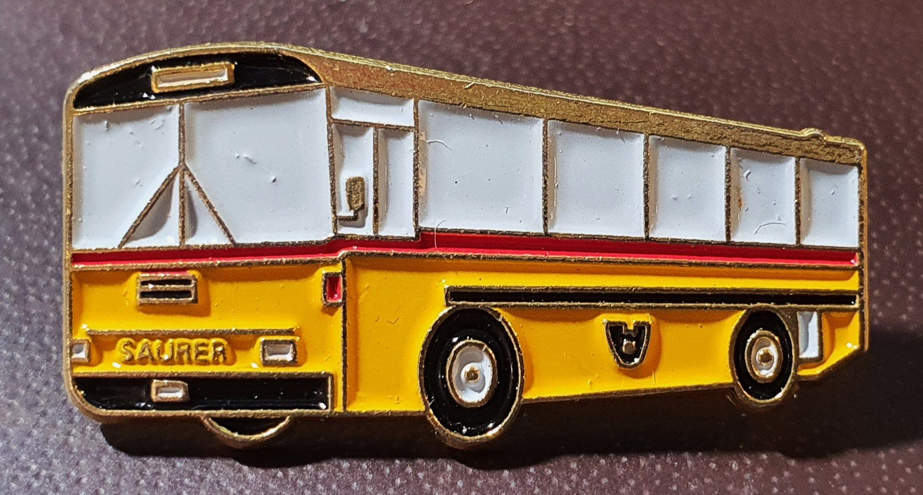 Saurer Placchette & Badge: S597 - Pin PTT Postauto - Saurer Bus – Usato da Reinach BL venduto da Boston-Verkauf