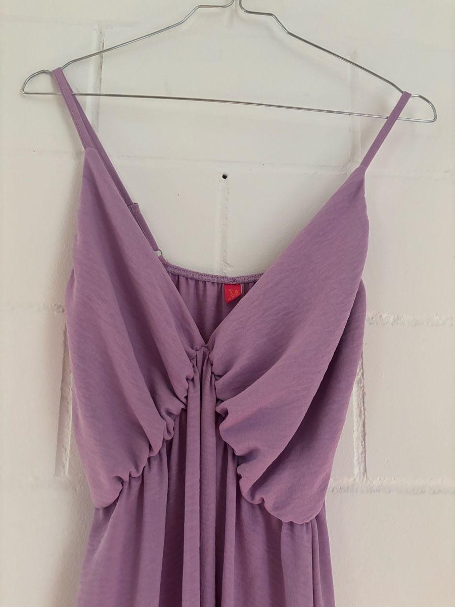 Kleider: Kleid lila Grösse M Maxikleid – Gebraucht aus Eggenwil von fur_5p96