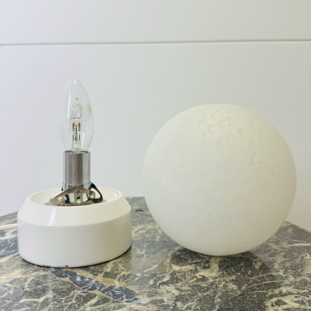 Lampen: Panton style vintage table lamp – Gebraucht aus Zuerich von EMANUELEFEDERICO 5