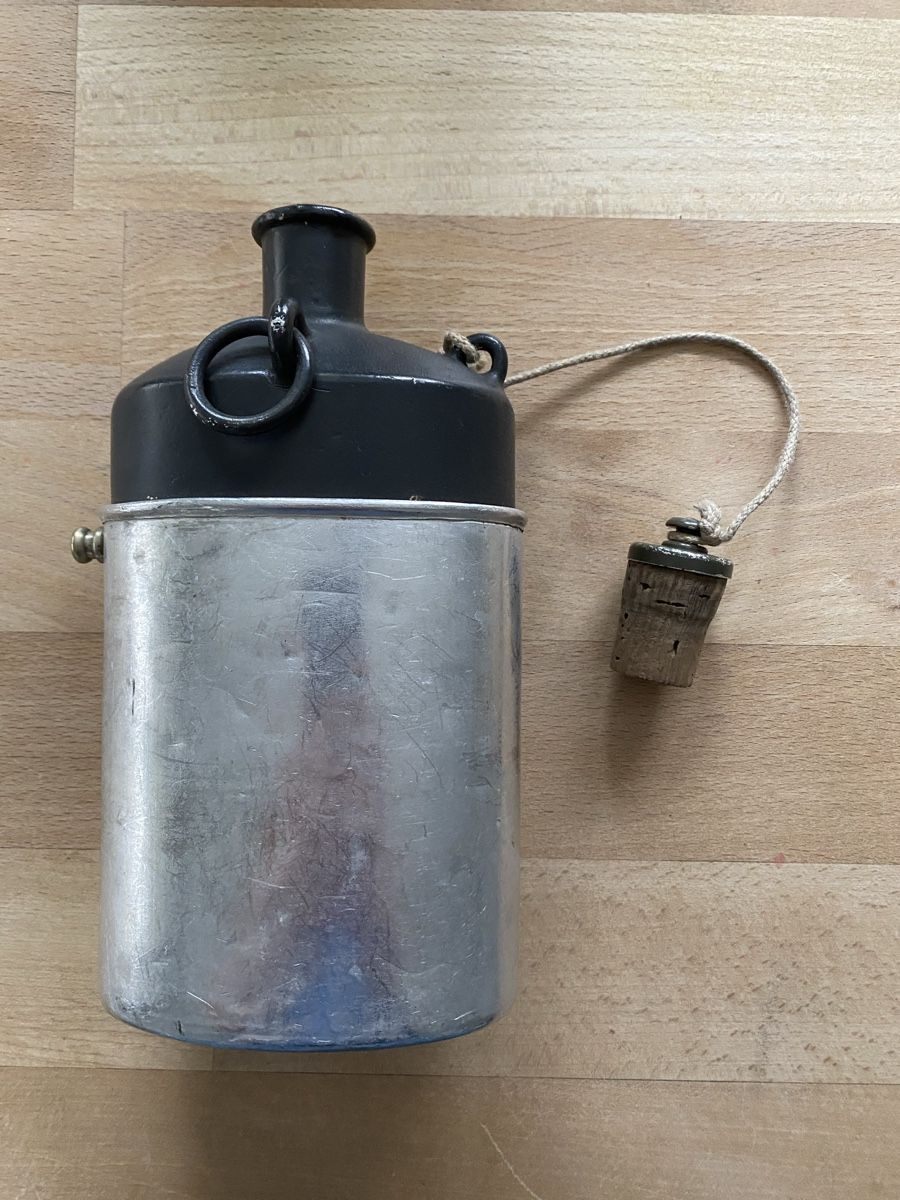 Sigg Ausrüstung & Ersatzteile: Feldflasche CH Militär Sigg 1941 – Gebraucht aus Buttwil von Oni-78