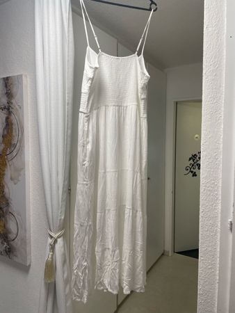 Sommerliches, weisses Maxikleid, Grösse XL Neu