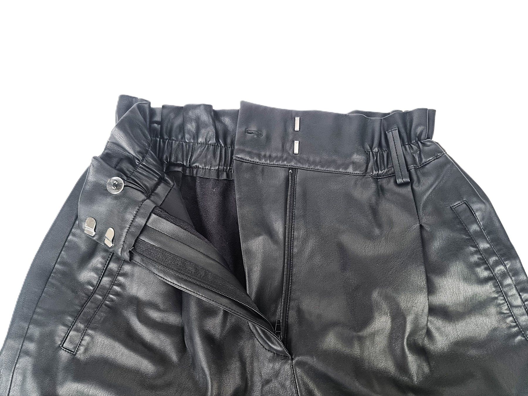 Na-kd Hosen: kurze Lederhose – Gebraucht aus Urtenen-Schönbühl von Restwert_Schoenbuehl 3