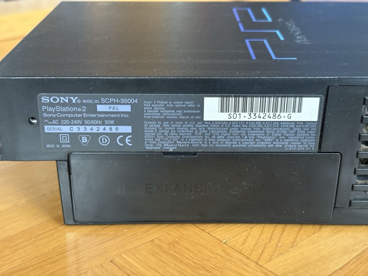 Sony Console: Sony PlayStation 2 (PS2) – Usato da Maennedorf venduto da Petraam 3