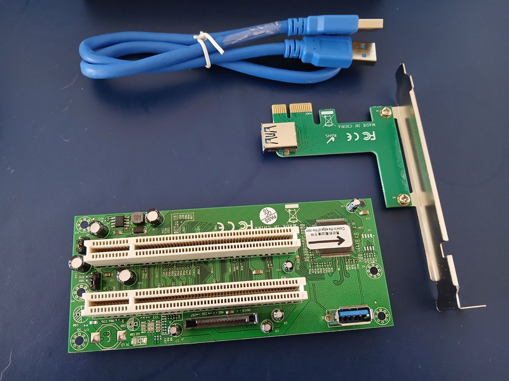 Lecteurs & Adaptateurs: PCI Express Riser Card – Neuf (Voir description) à Kernenried par Sqalperose 3