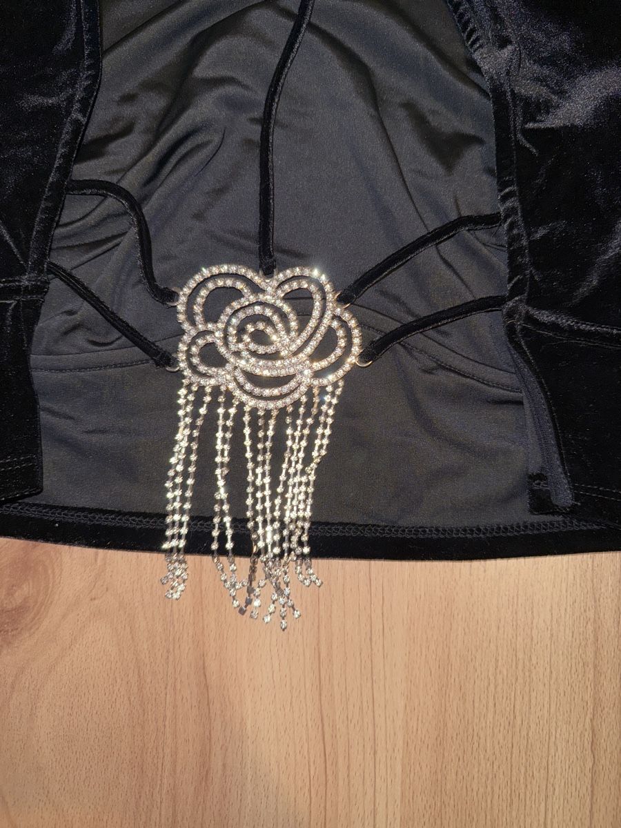 Bershka Top: Schwarzes Partytop Gr. S – Nuovo (secondo la descrizione) da Rotkreuz venduto da tha_lb6g 2