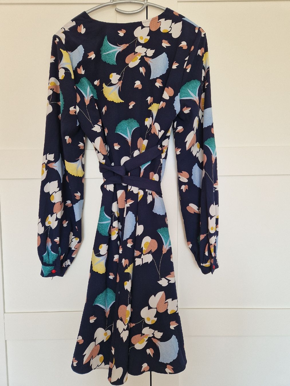 Essentiel Antwerp Vestiti: Robe Essential Antwerp taille 38 - État neuf! – Nuovo (secondo la descrizione) da Pully venduto da Patriciaeve 3