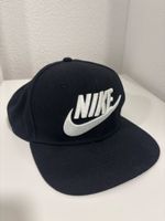 Cappellino Nike nero logo bianco taglia unica unisex usato