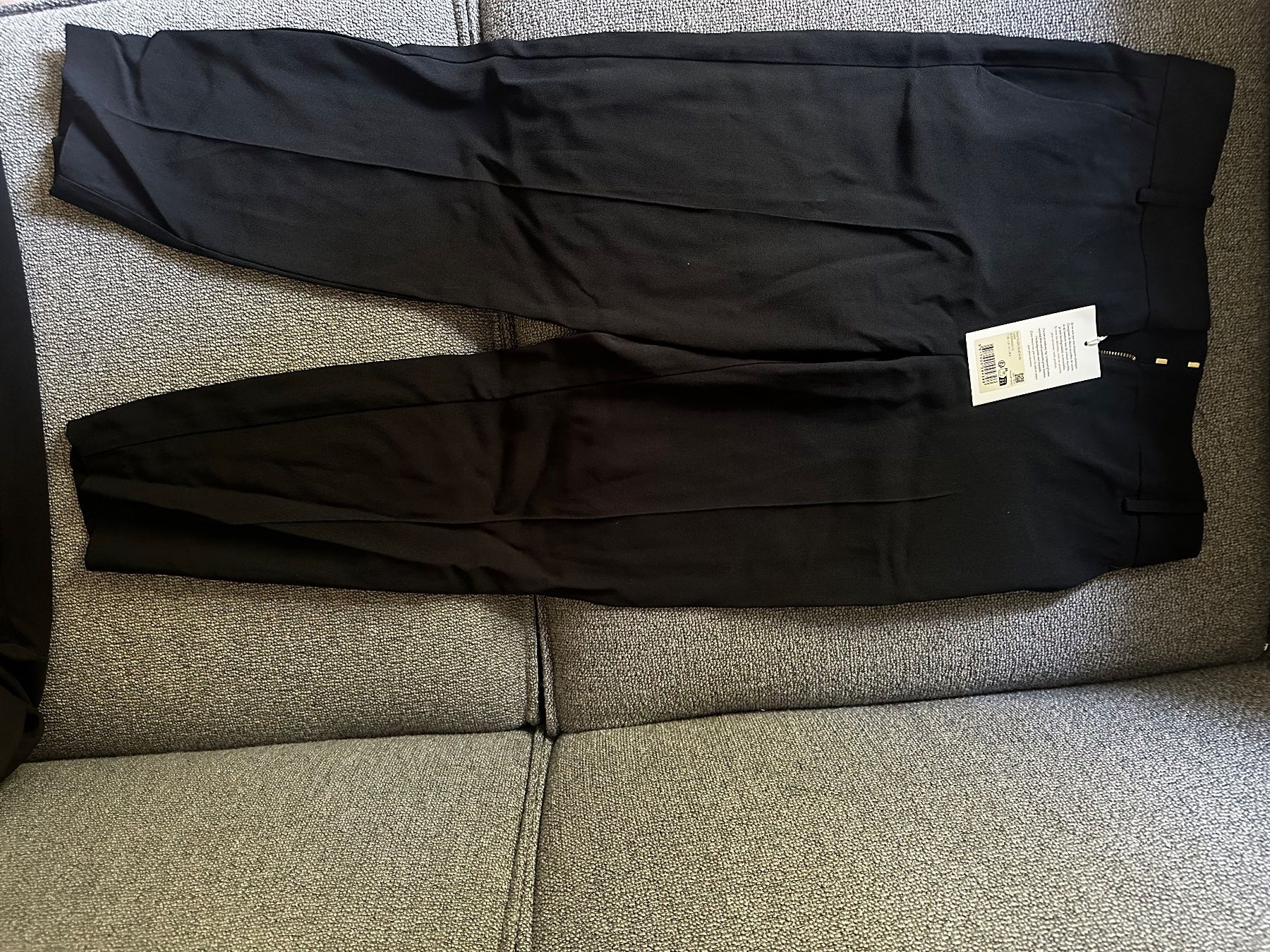 Sezane Hosen: Hose Gustavo Sezane. Grösse 38. Neu – Neu (gemäss Beschreibung) aus Basel von ln__9jzd