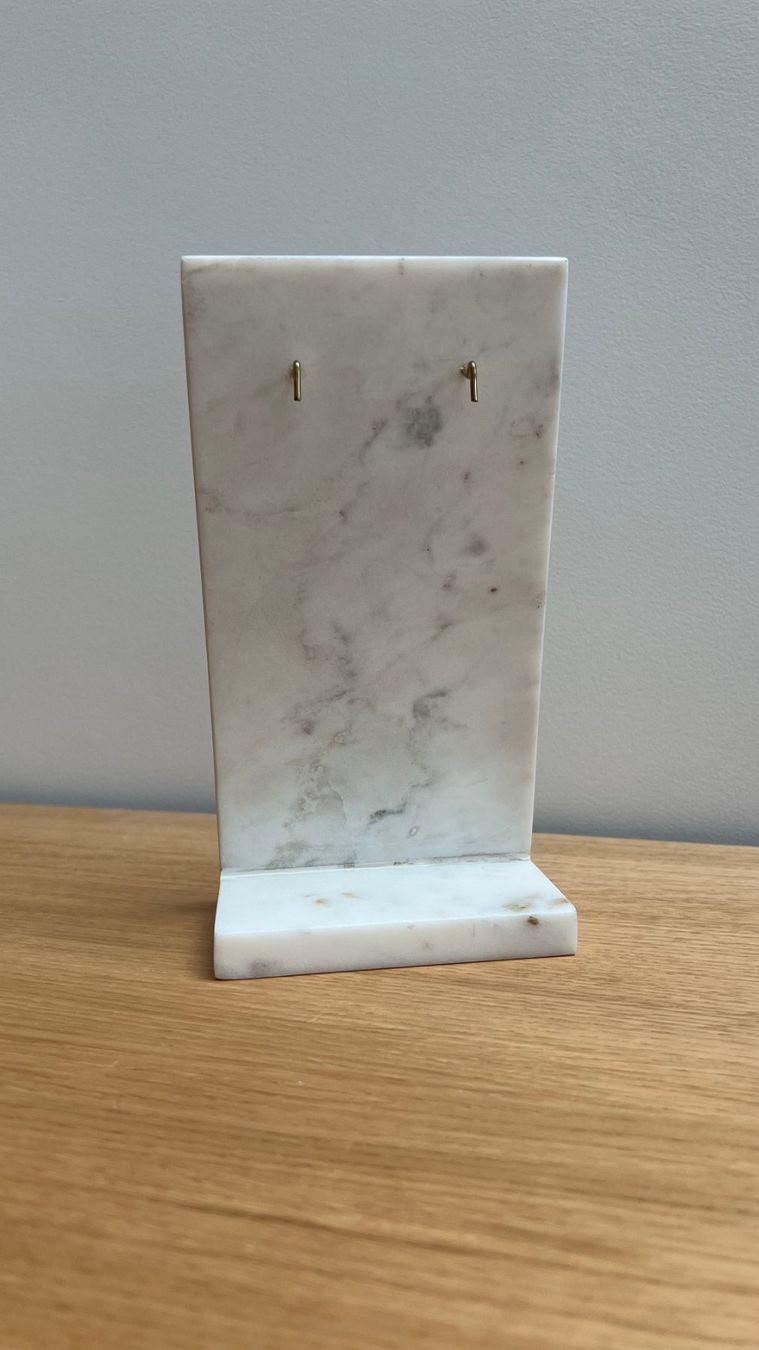 Portagioie: Schmuckständer aus Marmor – Usato da Versoix venduto da thejewelryclub 3