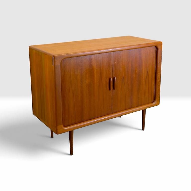 Cassettiere: Mid Century danish teak Sideboard DYRLUND – Usato da basel venduto da vintory.ch 1