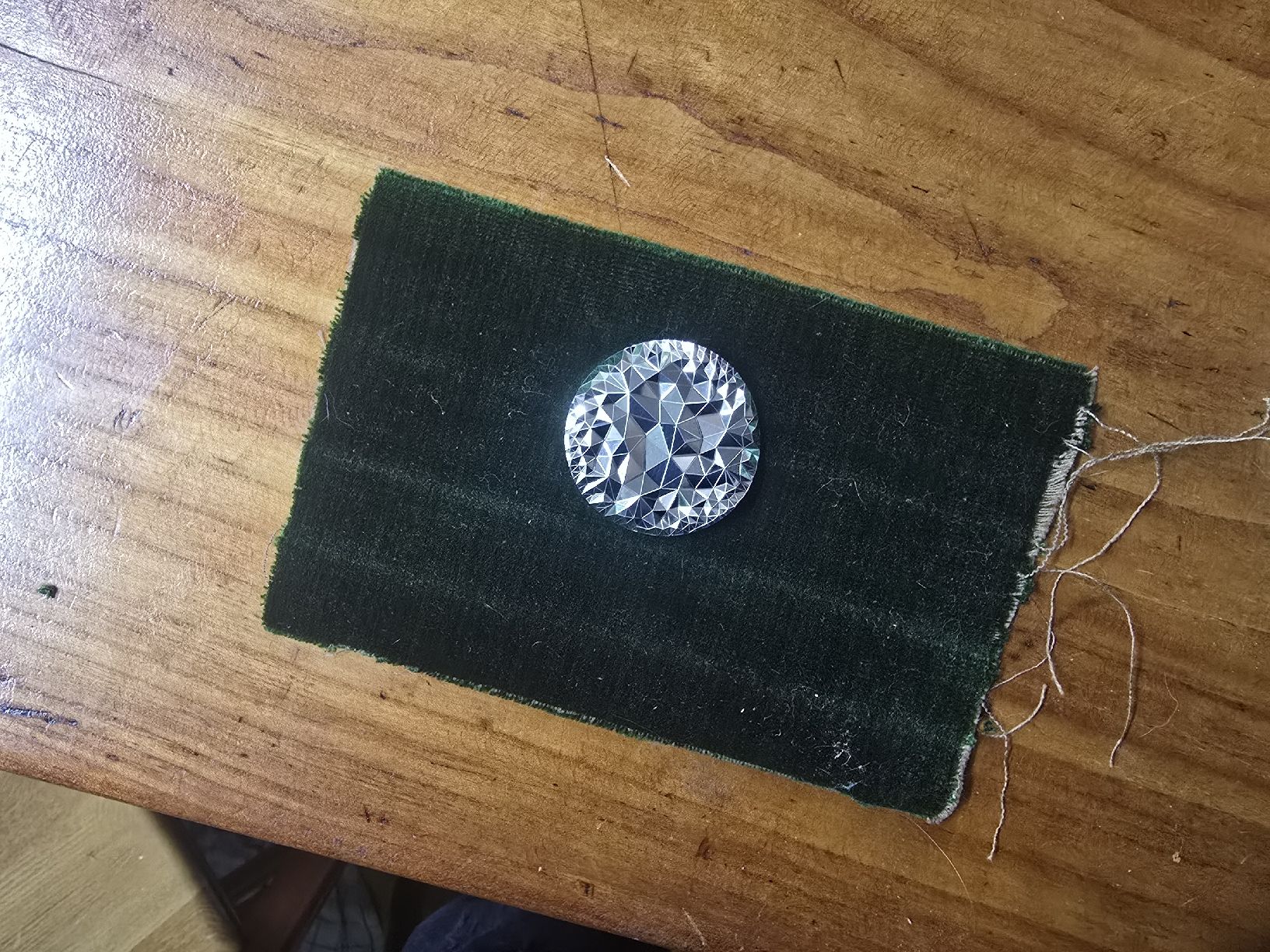 Tutti le monete: Pièce Argent Cook Islands 2022 Effet Diamant – Nuovo e nell'imballaggio originale da Carouge GE venduto da Mon_petit_grenier_27 2