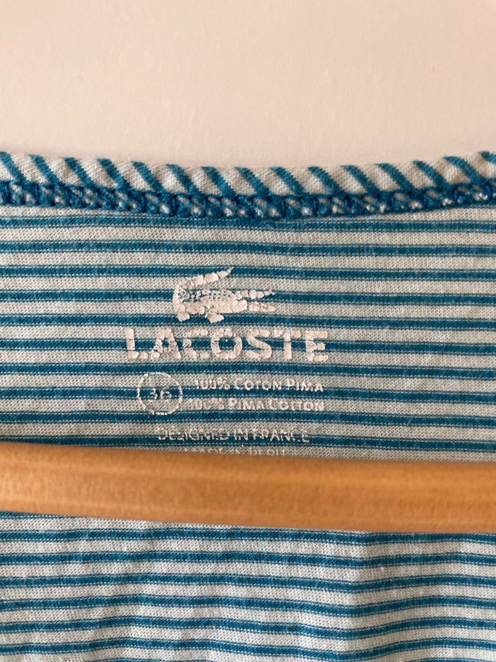 Lacoste Kleider: Robe Lacoste T36 – Gebraucht aus Grandvaux von joa_v6gj 3
