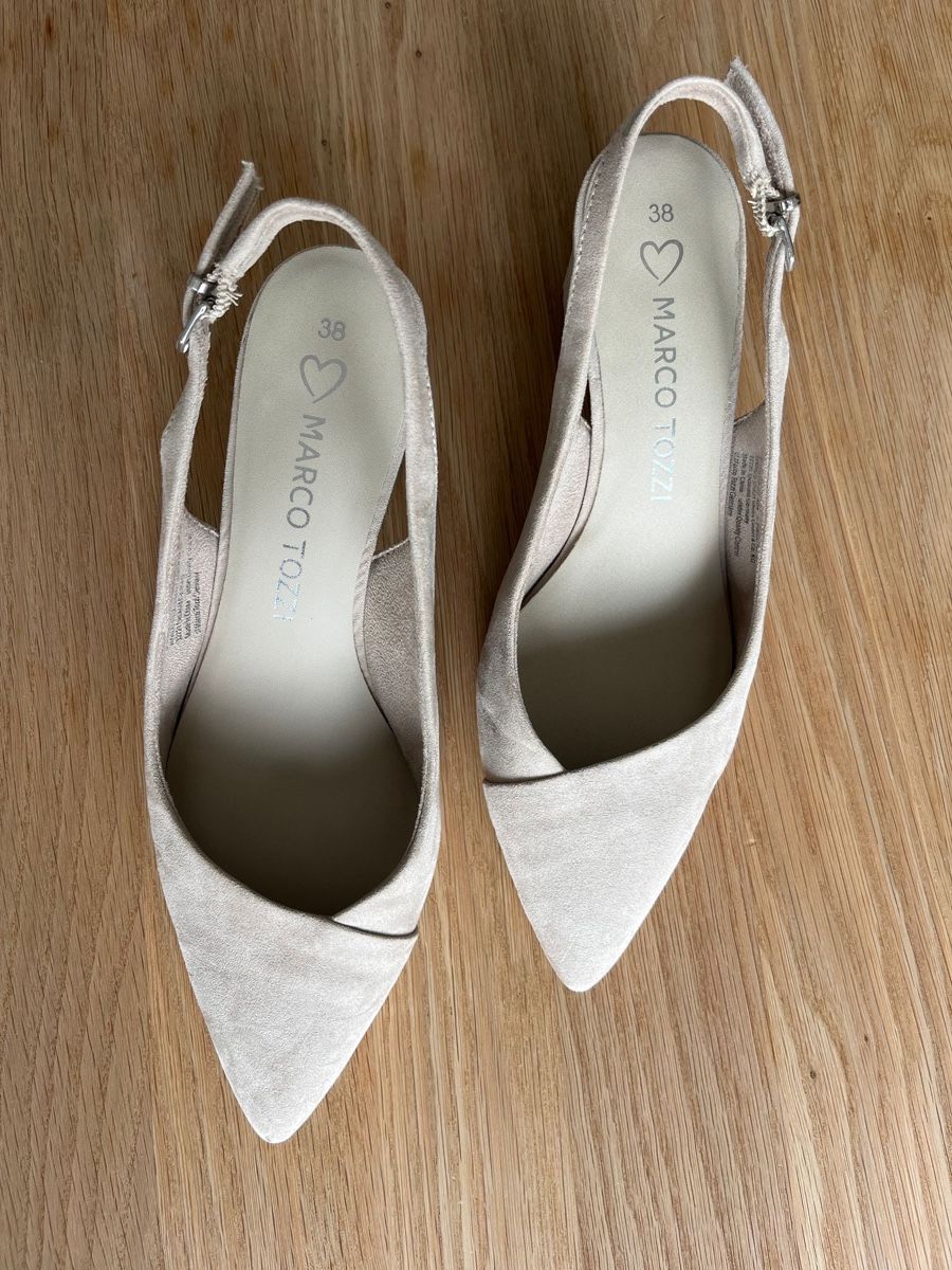 Chaussures femmes: Marco Tozzi Sling Pumps, Gr. 38 – D'occasion à Winkel par _Zantos_ 1