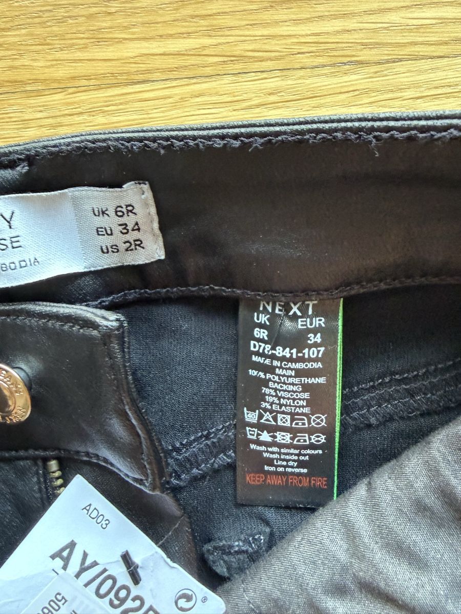 Next Hosen: Skinny next 34 Neu  – Neu (gemäss Beschreibung) aus Neuhaus SG von bernike 4