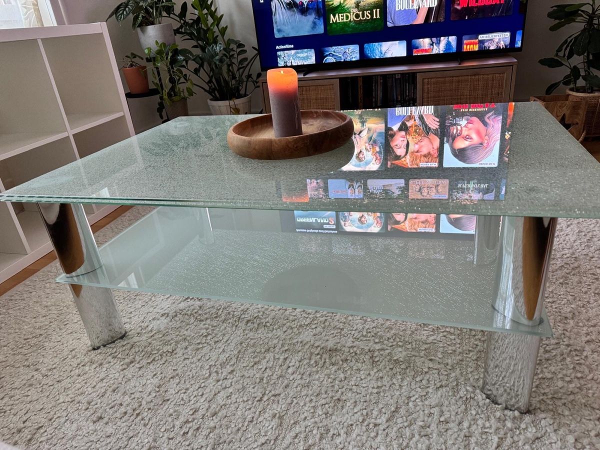 Tische: Couchtisch Glas mit Ablage im gutem Zustand – Gebraucht aus Luzern von stinkipu 1