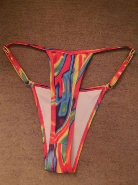 Badekleider & Bikinis: bikini liquidation, bademode, holyday inn, sonnenschutz, Hot – Neu und originalverpackt aus Zollikerberg von Nice_Name 6