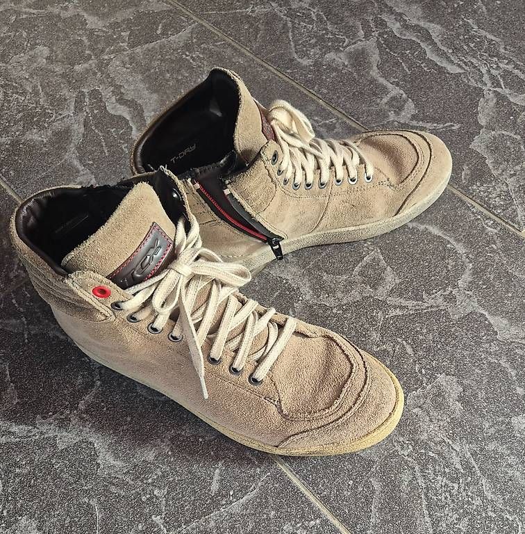 Scarpe da uomo: Motorradstiefel Gr.40 – Usato da Vinelz venduto da Mon_c5cg