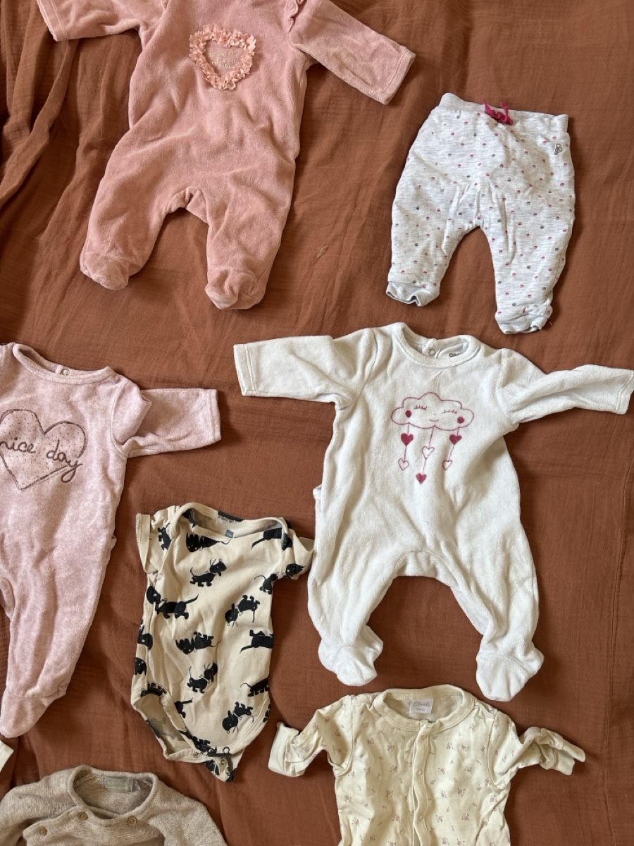 Lotti & Set di vestiti: Lot habits bébé  – Usato da Monthey venduto da LoveBrand 3